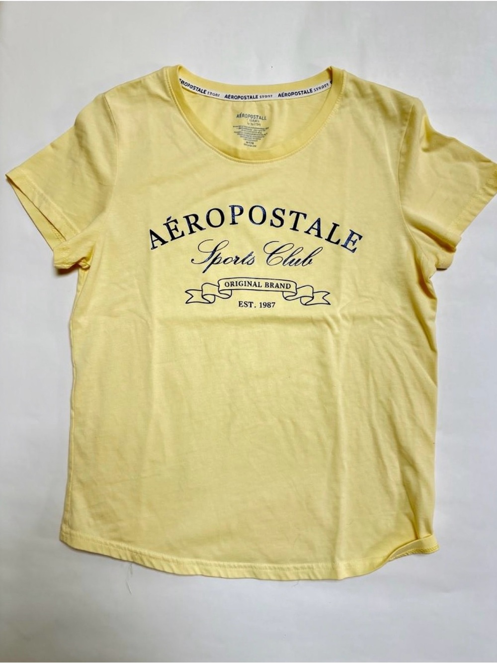 Aeropostale Yellow 'Aéropostale Sports Club' Graphic Short Sleeve Tee